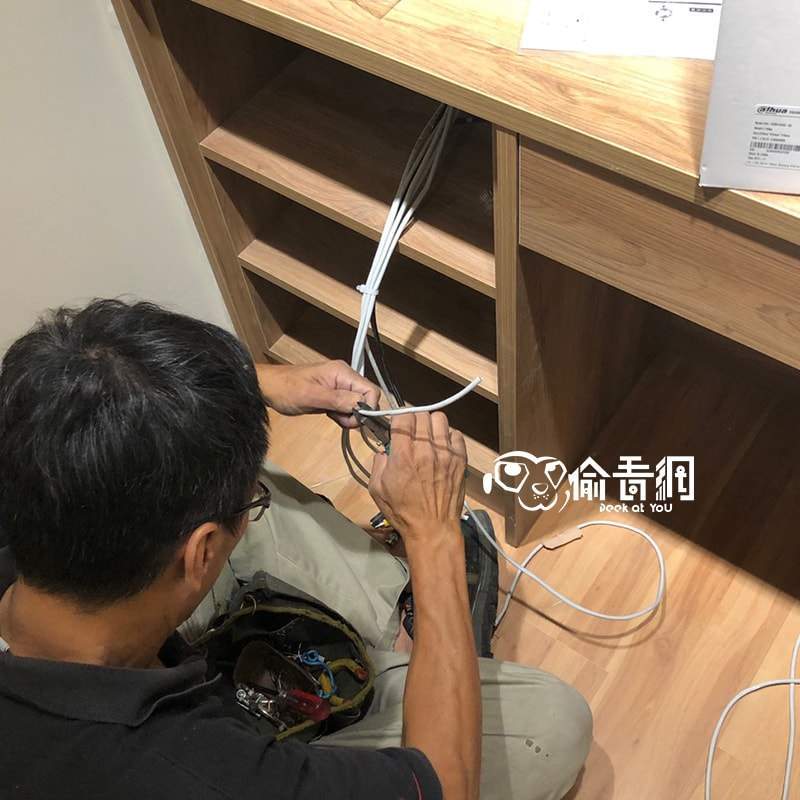 偷看網_水果店_接線施工
