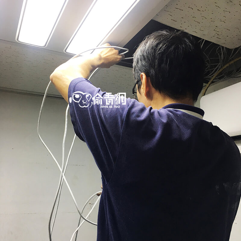 偷看網_商辦大樓_拉線施工
