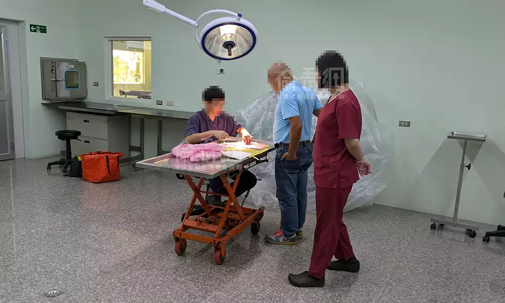 32倍吸頂式PTZ快速球_手術室02